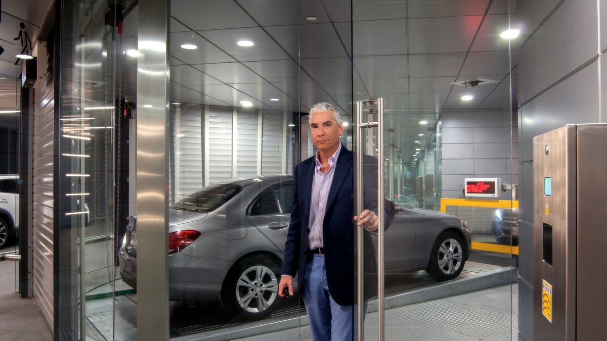 Parking system from the inside