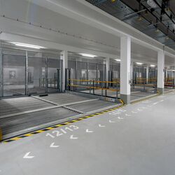 Resumen de los WÖHR Parklifts en el aparcamiento subterráneo